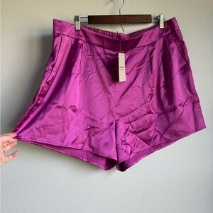 Eesome High Waist Magenta Shorts